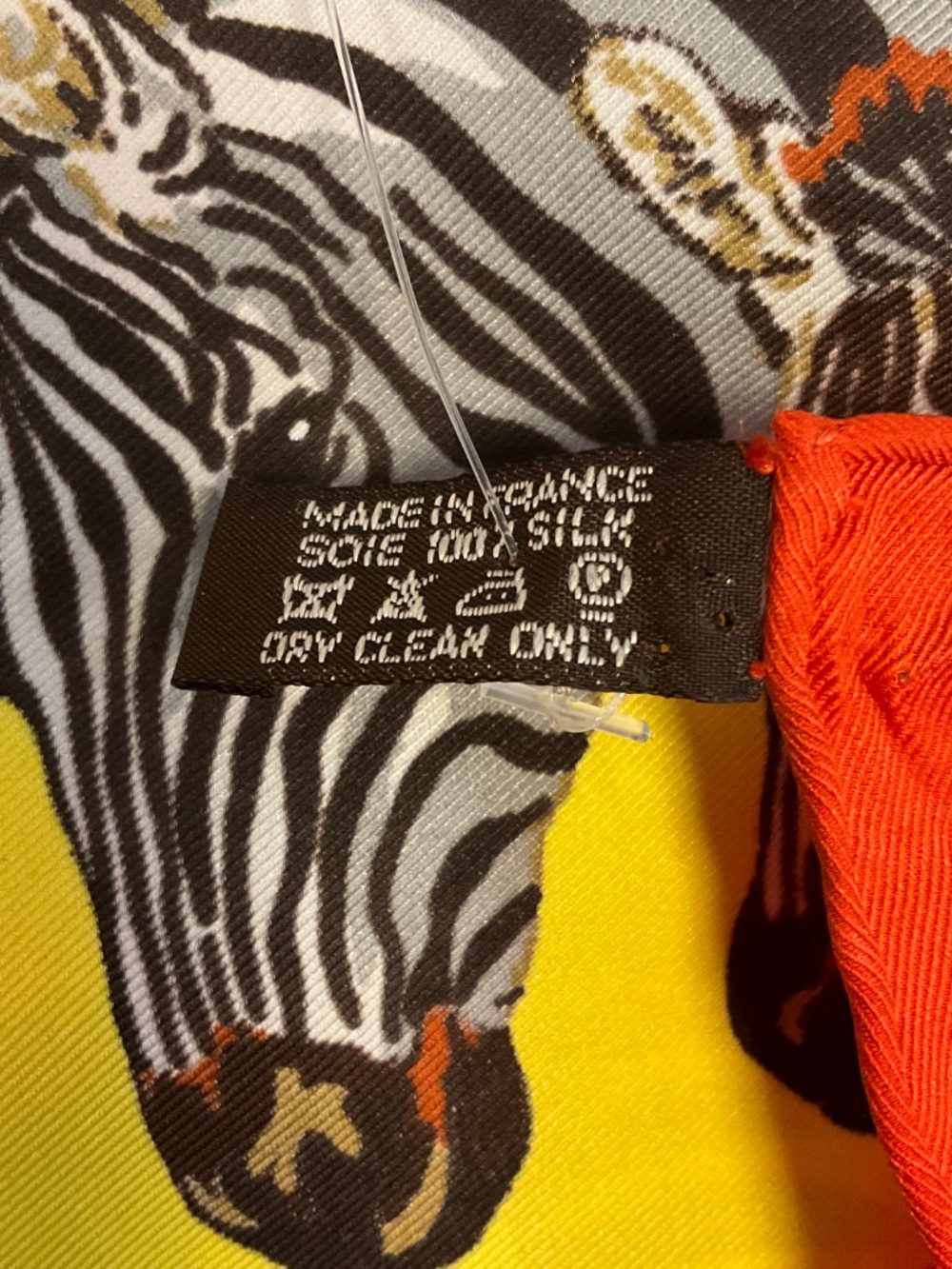 HERMES ORANGE MULTI LES ZEBRES PRINT SQUARE SILK TWILL SCARF - Picture 7 of 8